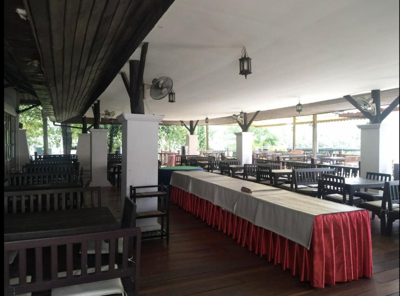Inthanon Riverside Resort Чомтонг Екстер'єр фото