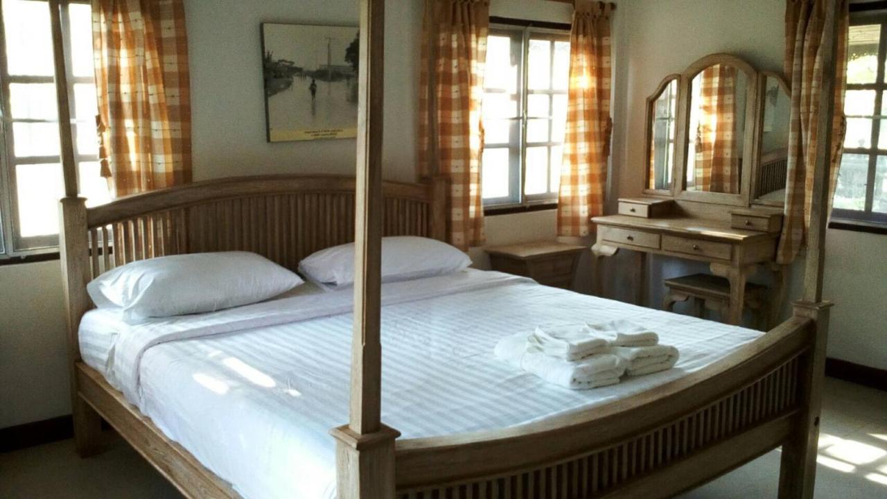 Inthanon Riverside Resort Чомтонг Екстер'єр фото