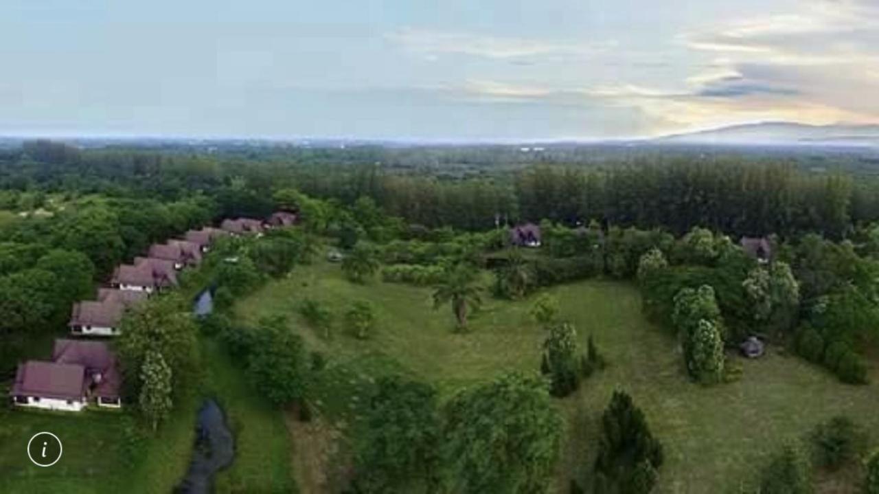 Inthanon Riverside Resort Чомтонг Екстер'єр фото